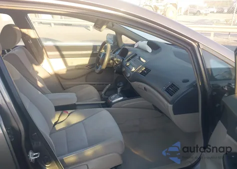 2011 Honda Civic Lx z USA, uszkodzony, nr VIN 19XFA1F53BE035075